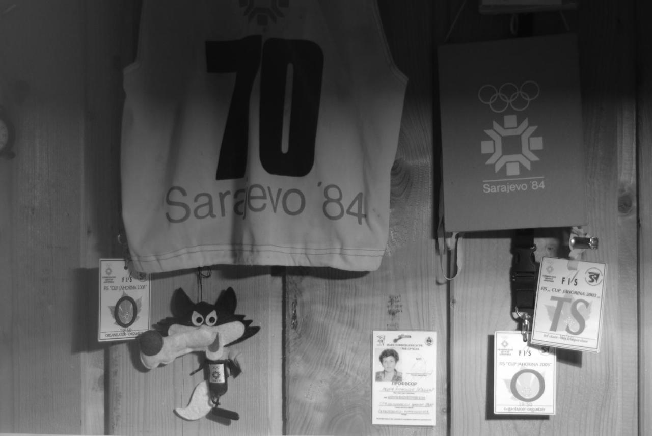 Carobna Kuca Jahorinaヴィラ エクステリア 写真